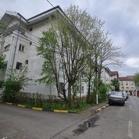 Vs Central Apartment Otopeni Kültér fotó