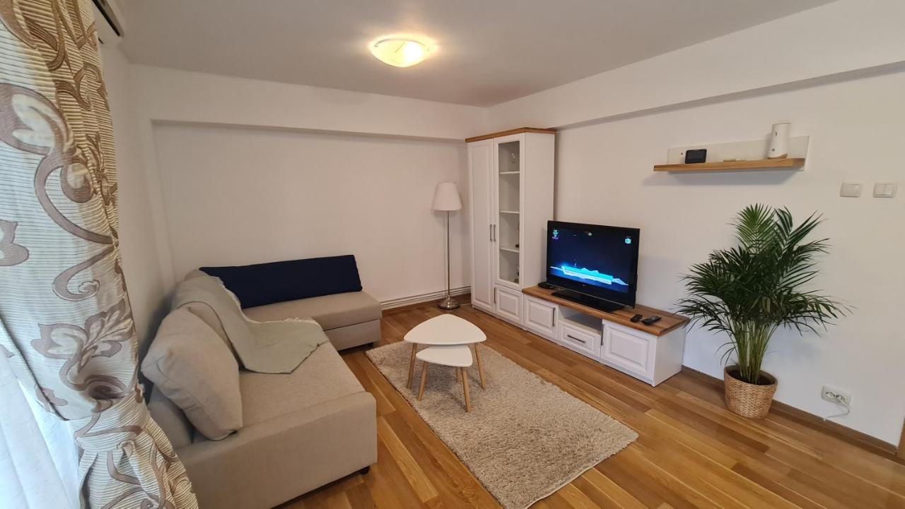 Vs Central Apartment Otopeni Kültér fotó